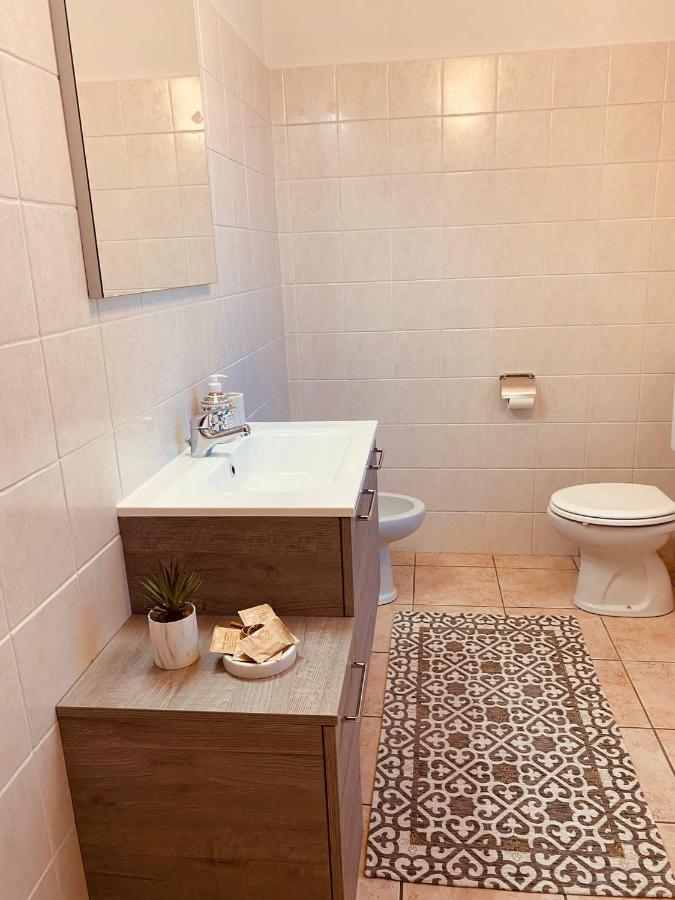 בורגומאנרו Corte 22 B&B E Appartamenti מראה חיצוני תמונה
